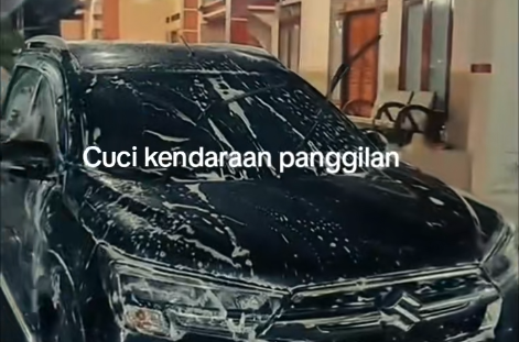 Cuci kendaraan panggilan